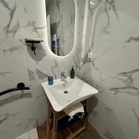 Cite Jardin אורלי